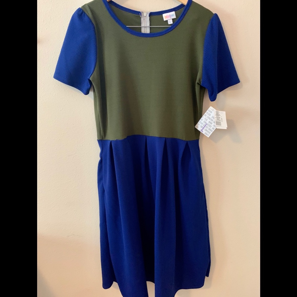 LuLaRoe Amelia